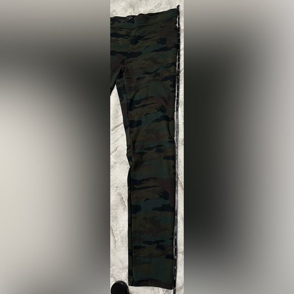 Sanctuary Camouflage Camo High Rise Leggings Jeggings - Picture 6 of 16